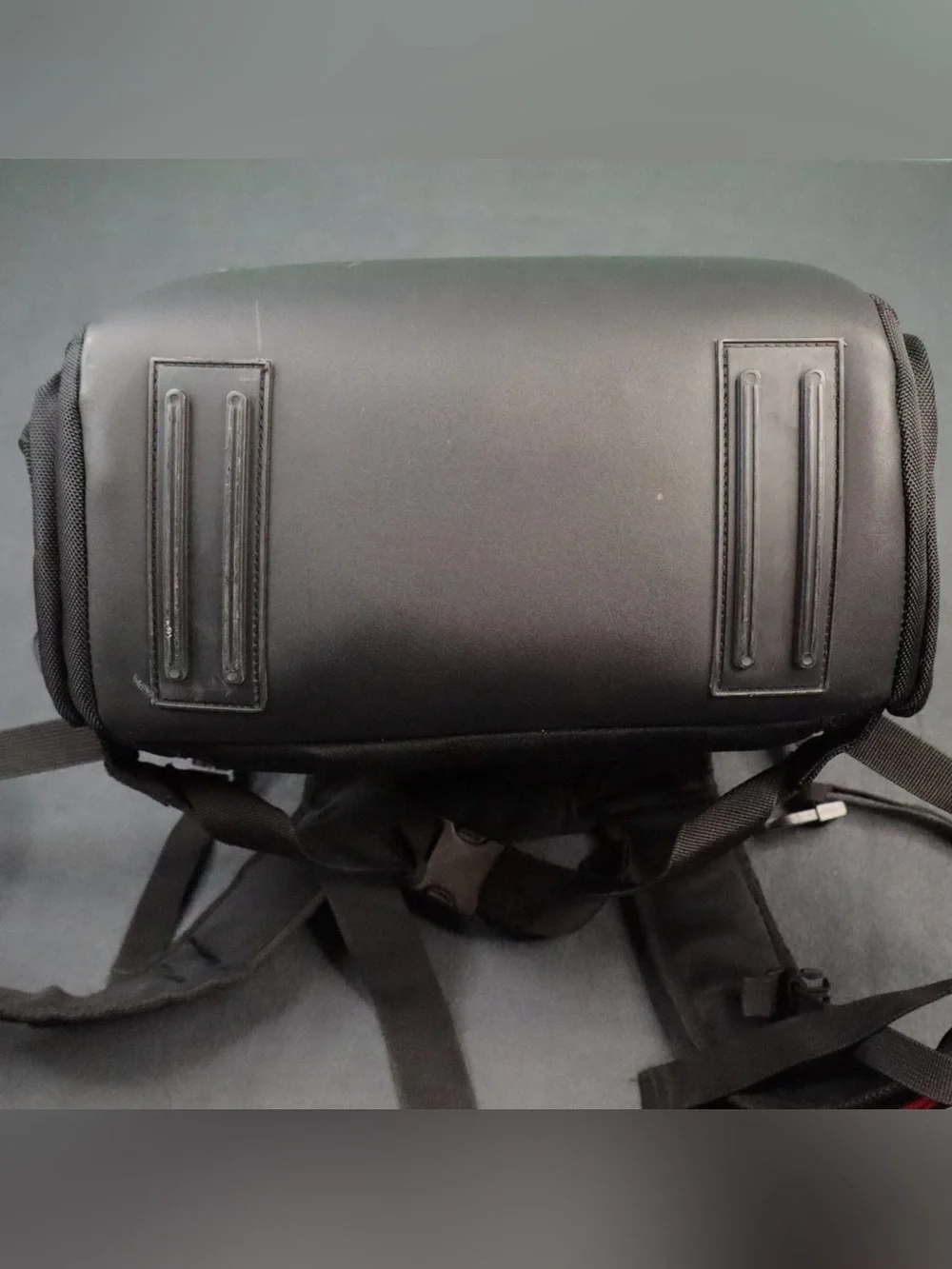 ASUS rog nomad